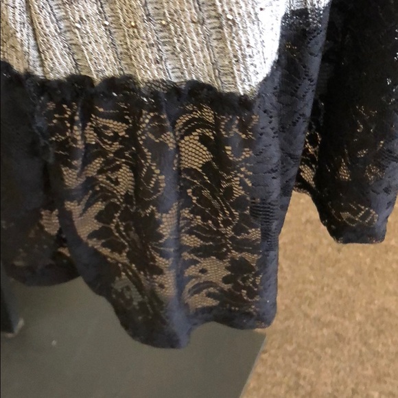 🖤Vocal sweater duster🖤 - Picture 4 of 5